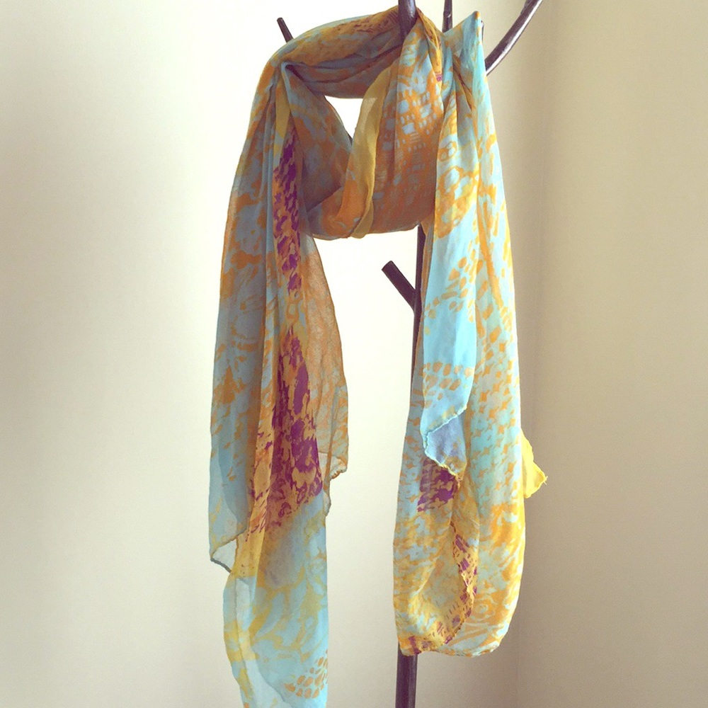 Nordstrom Light-Weight Scarf